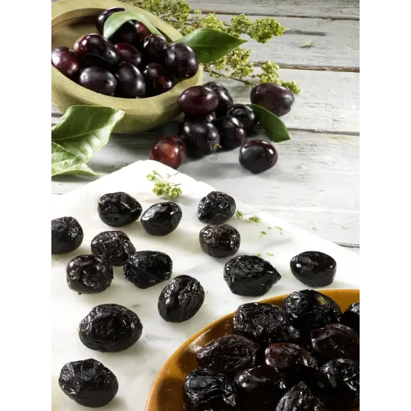Olive nere secche Buscema | Specialità alimentari certificate